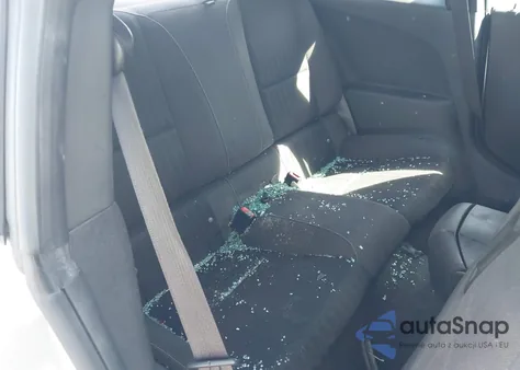 2015 Chevrolet Camaro 2Ls z USA, uszkodzony, nr VIN 2G1FB1E32F9260548